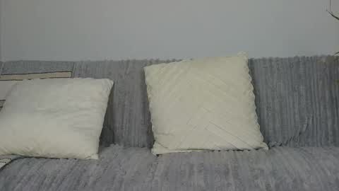 Snapshot of mishymoon chatting on 25, 10, 2025 Elora online show from 25, 10, 2025