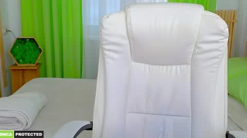 Alisa NONNUDE online show from 4, 4, 2026