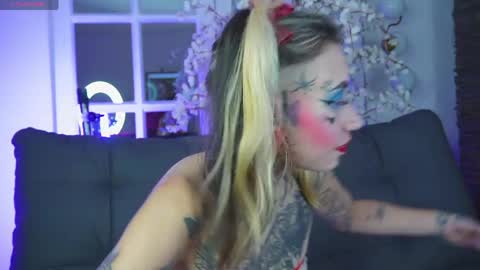 Snapshot of miss___angel chatting on 9, 5, 2026 miss___angel online show from 9, 5, 2026