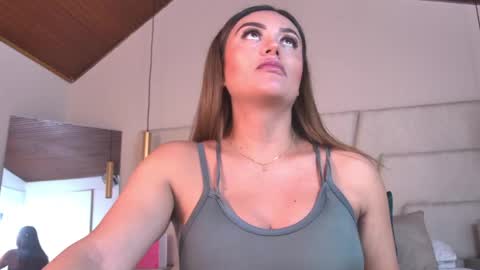 Snapshot of miss__ary_ chatting on 29, 4, 2026 miss__ary_ online show from 29, 4, 2026