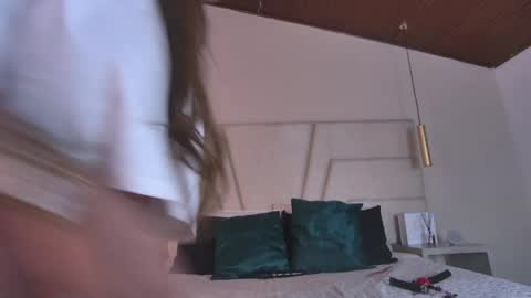 Snapshot of miss__ary_ chatting on 11, 5, 2026 miss__ary_ online show from 11, 5, 2026