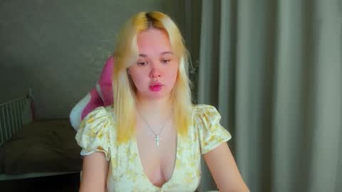 Snapshot of miss__selena chatting on 28, 2, 2026 miss__selena online show from 28, 2, 2026