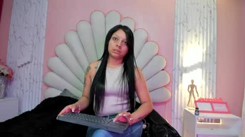 Snapshot of miss__star_ chatting on 26, 5, 2026 miss__star_ online show from 26, 5, 2026
