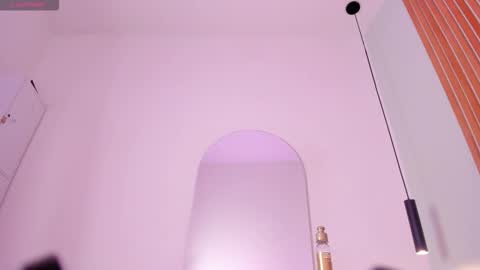 Amber  online show from 7, 3, 2026