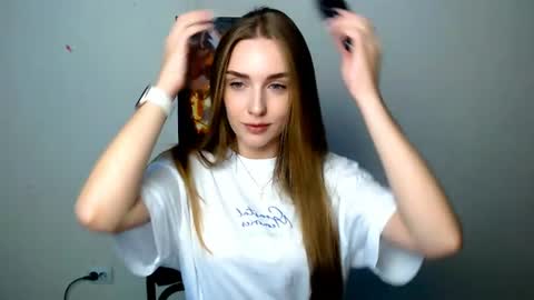 Angelina online show from 25, 7, 2026