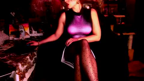 Snapshot of miss_asmodeus chatting on 19, 4, 2026 missAsmodeus online show from 19, 4, 2026