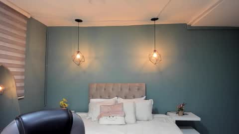 Cataleya online show from 5, 12, 2025