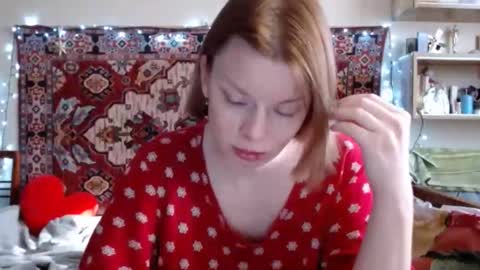 Elis online show from 25, 2, 2025