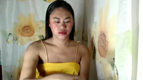 Snapshot of miss_eva2025 chatting on 6, 5, 2026 Eva online show from 6, 5, 2026