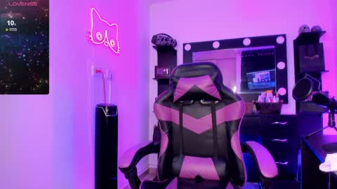 Miss Kittyn online show from 6, 4, 2026