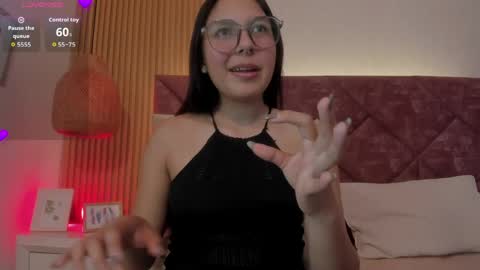 Snapshot of miss_lexy_ chatting on 28, 4, 2026 lexy online show from 28, 4, 2026