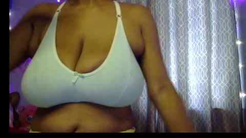 Snapshot of miss_mahi69 chatting on 29, 5, 2026 Mahi online show from 29, 5, 2026