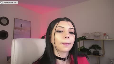 Snapshot of miss_meii chatting on 10, 11, 2025 Alejandra online show from 10, 11, 2025