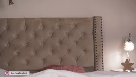 Alejandra online show from 3, 3, 2026