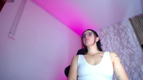 Snapshot of miss_merlin_ chatting on 19, 4, 2026 Merlin online show from 19, 4, 2026