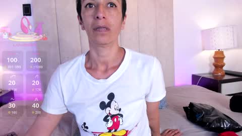 Snapshot of miss_milf_ chatting on 17, 4, 2026 miss_milf_ online show from 17, 4, 2026