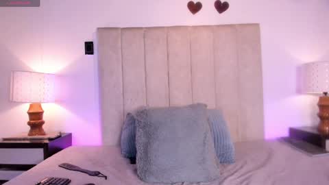 Snapshot of miss_milf_ chatting on 28, 4, 2026 miss_milf_ online show from 28, 4, 2026