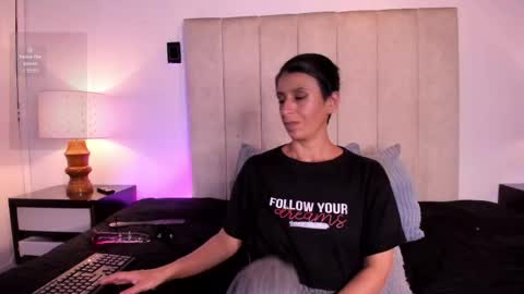 Snapshot of miss_milf_ chatting on 30, 5, 2026 miss_milf_ online show from 30, 5, 2026