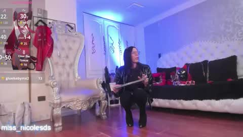Snapshot of miss_nicolesds chatting on 29, 5, 2026 Miss Nicole online show from 29, 5, 2026