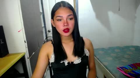 Snapshot of miss_precious_xx chatting on 23, 6, 2026 Precious online show from 23, 6, 2026