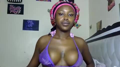 Snapshot of miss_sexyyy chatting on 10, 4, 2026 miss_sexyyy online show from 10, 4, 2026