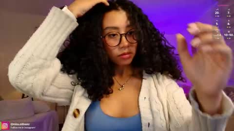 Snapshot of miss_sidney chatting on 29, 4, 2026 Amy Olivera online show from 29, 4, 2026