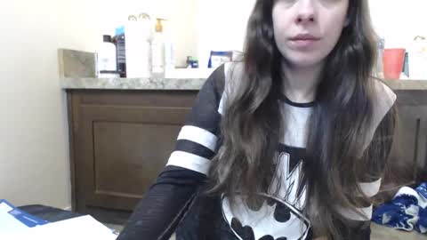 Snapshot of miss_sunshine01 chatting on 11, 2, 2025 Bella online show from 11, 2, 2025