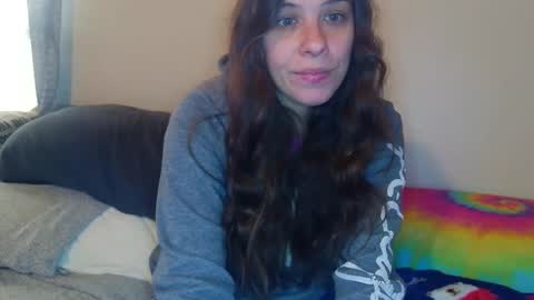 Snapshot of miss_sunshine01 chatting on 6, 10, 2025 Bella online show from 6, 10, 2025