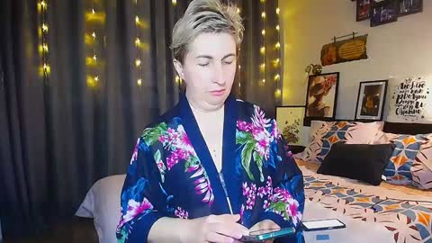 miss_tasha_kom online show from 31, 1, 2025