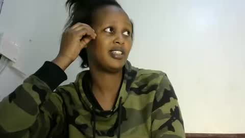 Snapshot of miss_vall chatting on 29, 1, 2025 miss_vall online show from 29, 1, 2025