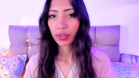 Snapshot of miss_veronica2 chatting on 4, 2, 2025 Miss Veronica online show from 4, 2, 2025
