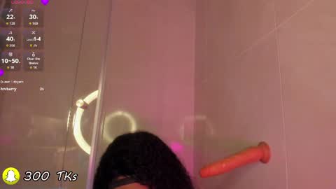 Snapshot of miss_west chatting on 18, 6, 2026 Tay Tay Independent Model online show from 18, 6, 2026