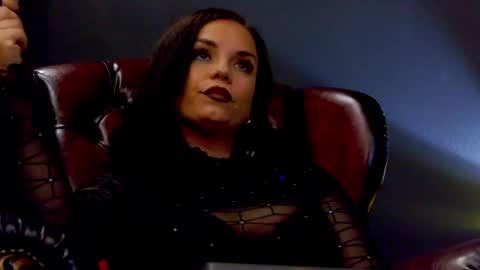 Snapshot of missalicereign chatting on 16, 4, 2026 AliceReign online show from 16, 4, 2026