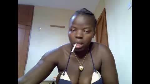Snapshot of misscandy352_ chatting on 20, 5, 2026 misscandy352_ online show from 20, 5, 2026