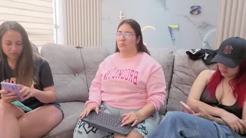 Snapshot of misscheelsee_as chatting on 28, 4, 2026 misscheelsee_as online show from 28, 4, 2026