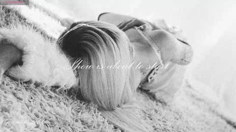 Chloe freelance model Please your thumbs up are important  online show from 23, 10, 2025