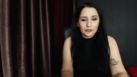 Miss online show from 1, 1, 2025