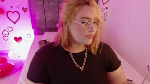 missevans_ online show from 16, 2, 2026