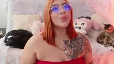Snapshot of missevans_ chatting on 19, 4, 2026 missevans_ online show from 19, 4, 2026