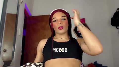 Snapshot of missfer_bigdick chatting on 15, 4, 2026 Fer online show from 15, 4, 2026