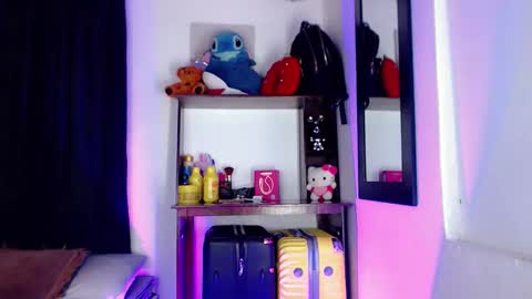 Snapshot of missfer_bigdick chatting on 23, 4, 2026 Fer online show from 23, 4, 2026