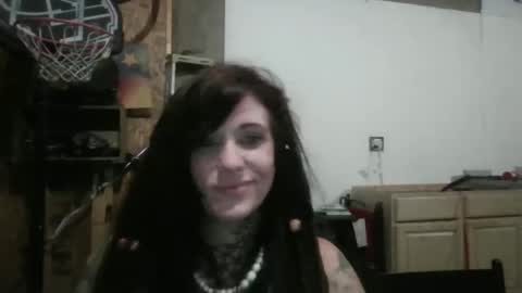 Snapshot of misshoneybadger333 chatting on 18, 10, 2025 misshoneybadger333 online show from 18, 10, 2025
