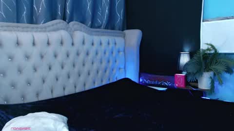 Snapshot of missionary_addiction_cumshot chatting on 18, 7, 2026 im your queen steffie online show from 18, 7, 2026