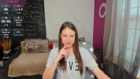 Snapshot of missis_sofiia chatting on 25, 4, 2026 Sofia online show from 25, 4, 2026