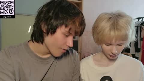 Snapshot of misska__ chatting on 20, 5, 2026 BONYA online show from 20, 5, 2026