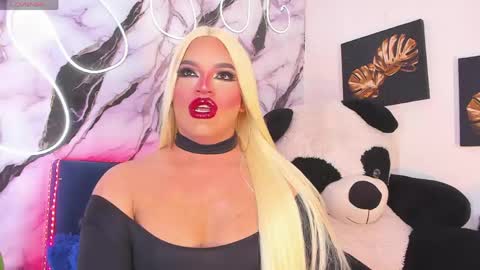 kassandra lazcano online show from 23, 5, 2026