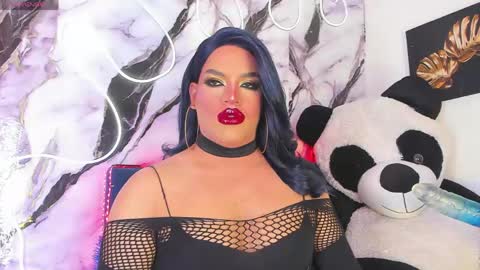 kassandra lazcano online show from 30, 5, 2026