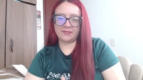 Snapshot of misslady__eva chatting on 30, 6, 2026 eva online show from 30, 6, 2026