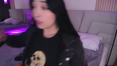 Miss Loise online show from 3, 12, 2025