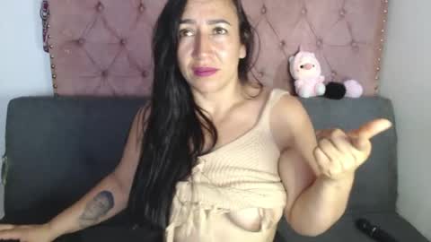 Snapshot of misslucyy1 chatting on 10, 6, 2026 luccy online show from 10, 6, 2026